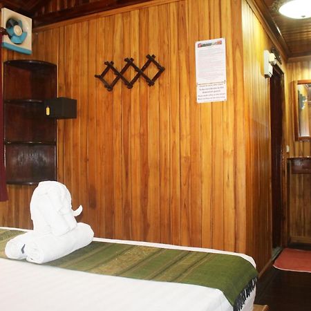 לואנג פרבאנג Apple Guesthouse חדר תמונה