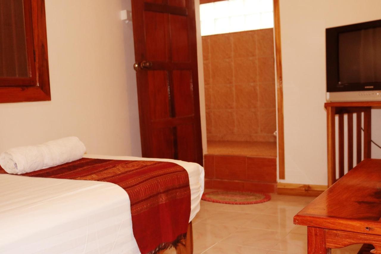 לואנג פרבאנג Apple Guesthouse חדר תמונה